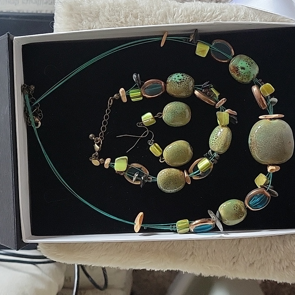Silpada necklace bracelet and earrings